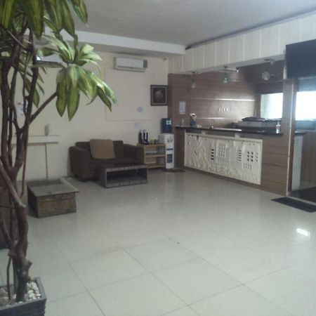 Penthouse Hotel Cakarta Dış mekan fotoğraf