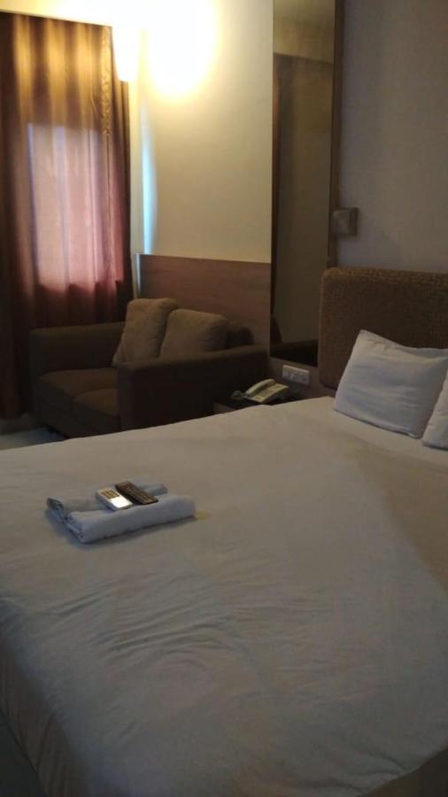 Penthouse Hotel Cakarta Dış mekan fotoğraf
