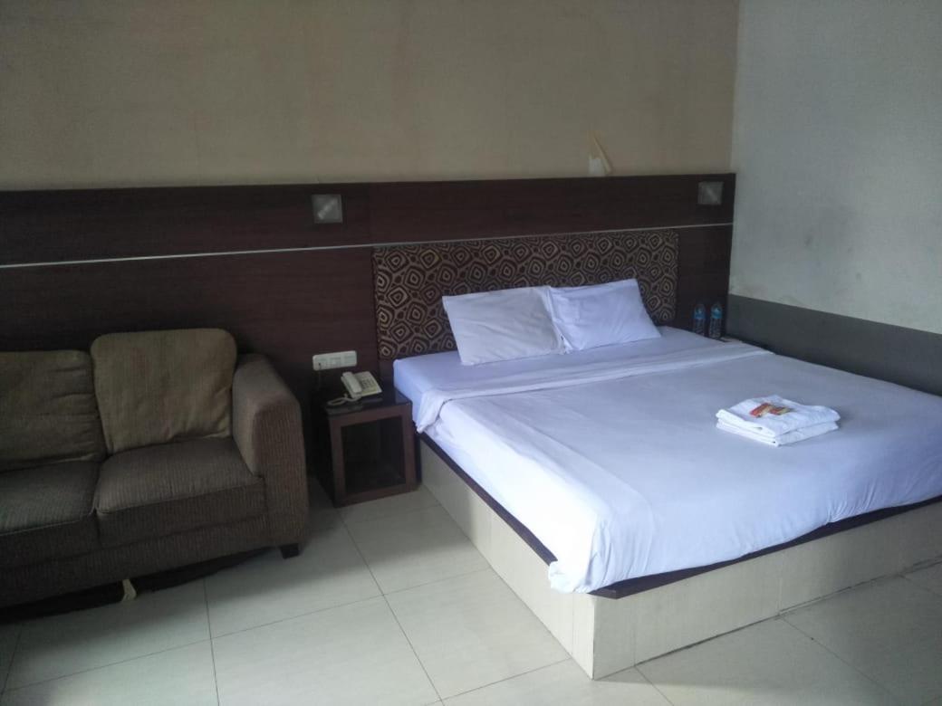 Penthouse Hotel Cakarta Dış mekan fotoğraf