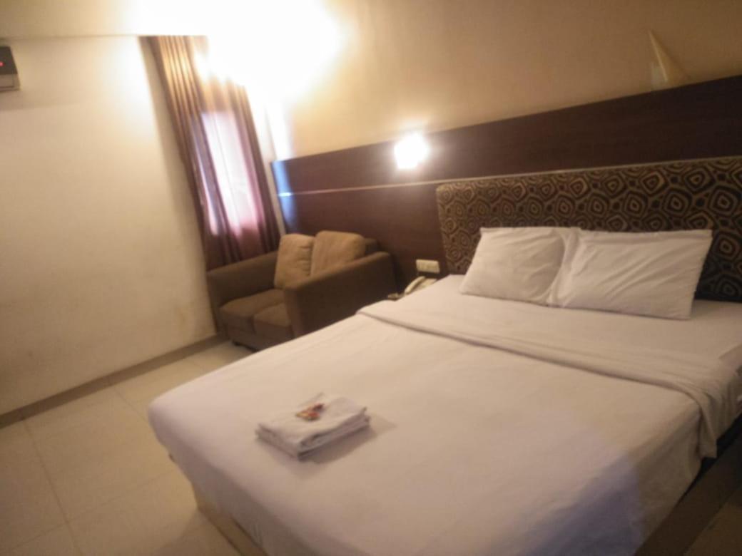 Penthouse Hotel Cakarta Dış mekan fotoğraf