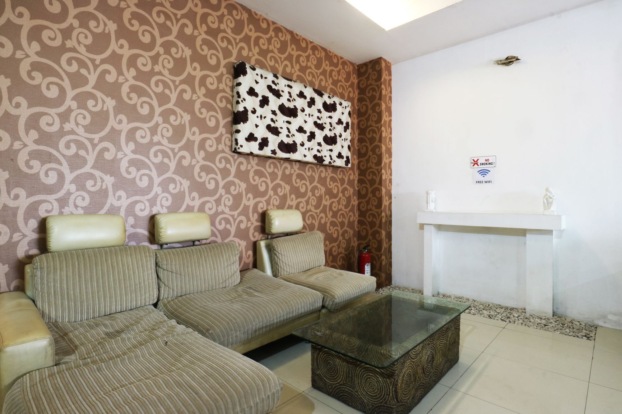 Penthouse Hotel Cakarta Dış mekan fotoğraf